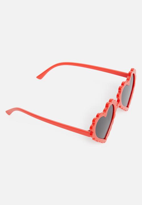 Pop Candy - Heart shaped sunglasses - red and black
