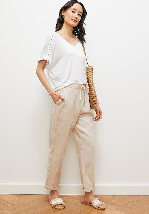 edit - V-neck ladder lace top - white 