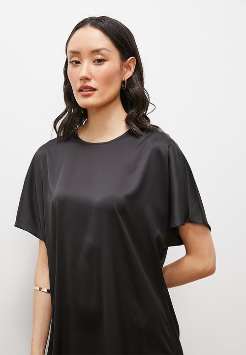 edit - Grown on sleeve satin maxi - black