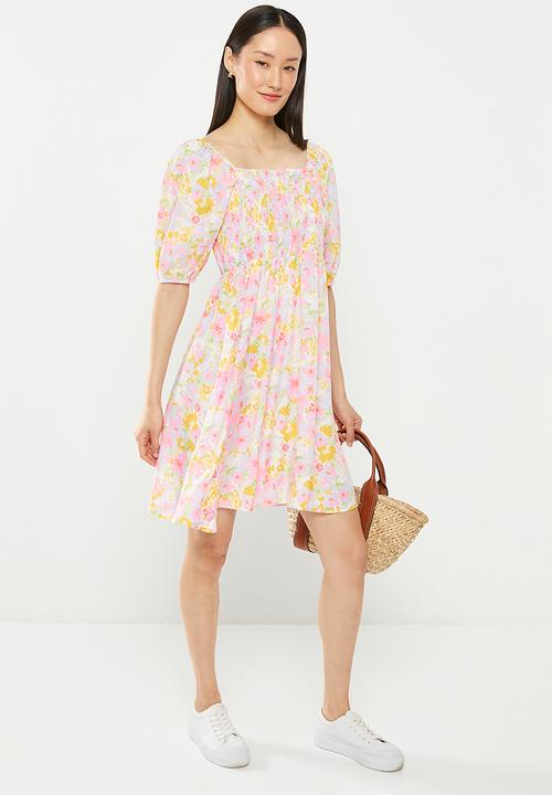 Vero Moda - Memma henna woven smock dress - birch asta flower
