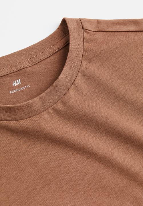 H&M - Regular fit round-neck T-shirt - brown