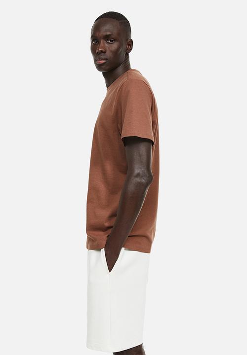 H&M - Regular fit round-neck T-shirt - brown
