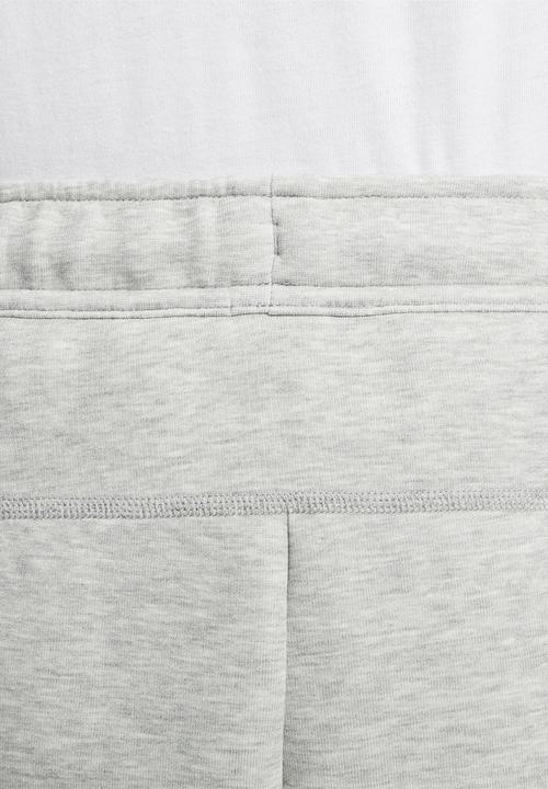 Nike - NSW Tech Fleece slim fit joggers - grey