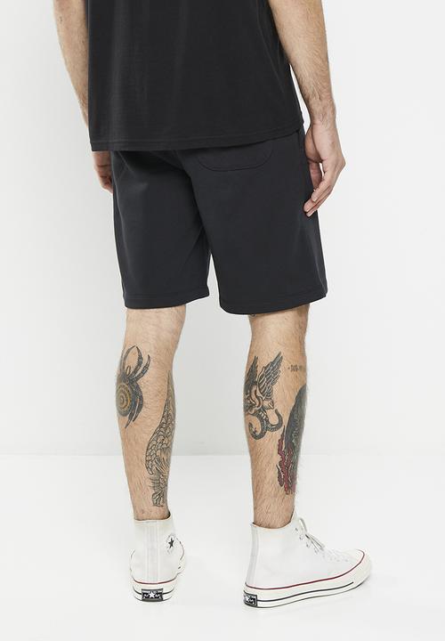 Converse - Go-to embroidered star chevron short - black