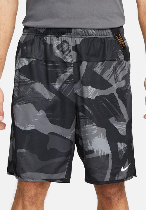 Nike - Dri-Fit Totality 9" camo shorts - black/grey 