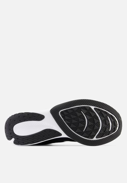 New Balance  - Dynasoft Pesu v2 
