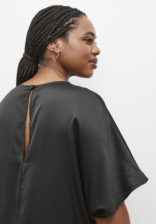 edit - Grown on sleeve satin maxi - black