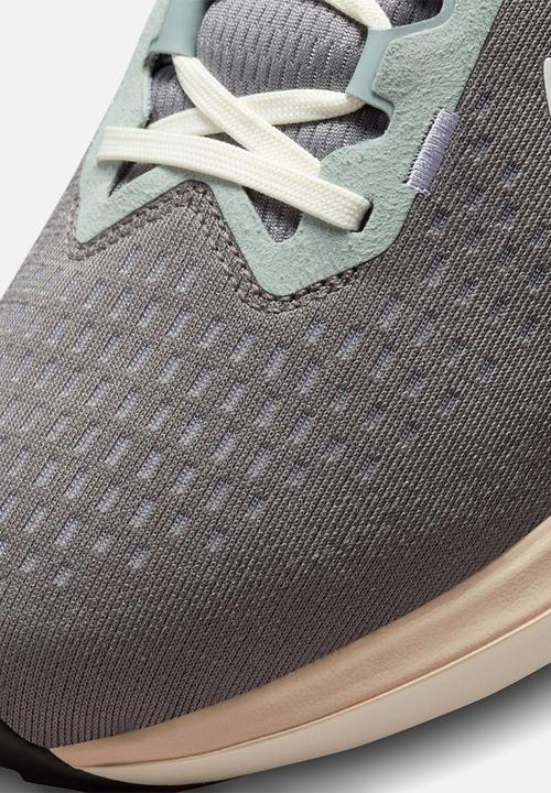 Nike - Air winflo 10