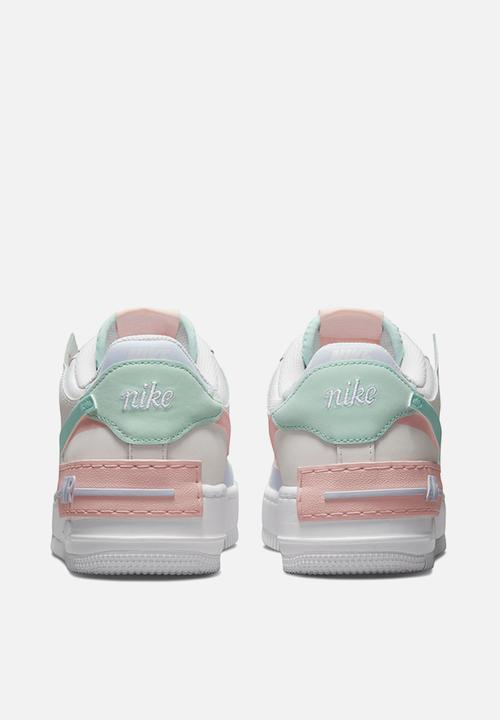 Nike - Air Force 1 shadow