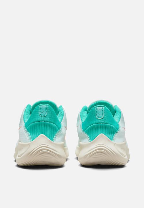 Nike - Nike experience run 11 next nature