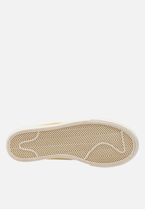 Nike - Blazer Low Platform