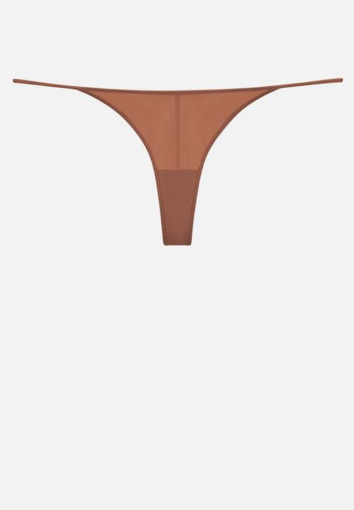 Janet Reger - Barely decent gstring - amber