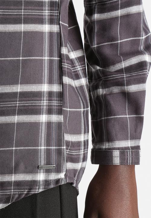 Vero Moda - Iza Loose Check Shirt