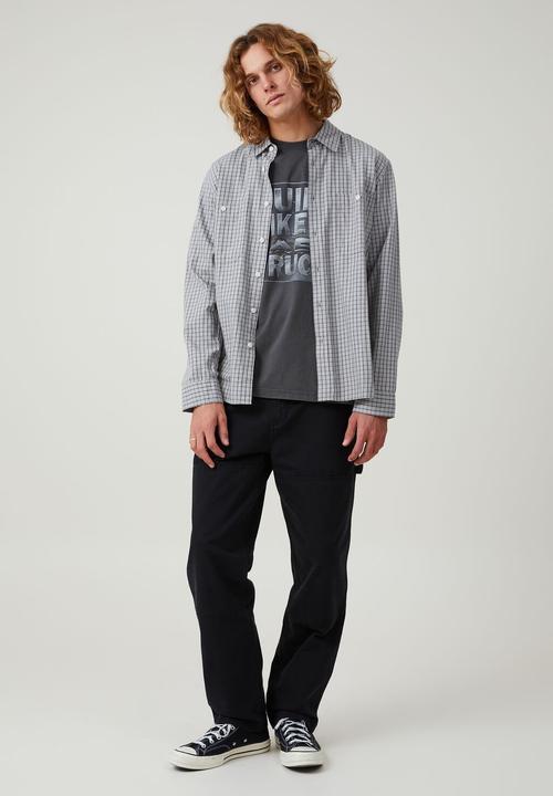 Cotton On - Mack trucks loose fit t-shirt - lcn mac faded slate / chrome