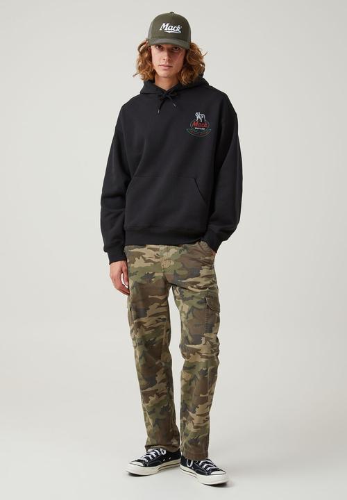 Cotton On - Mack trucks oversized hoodie - lcn mac black / built like a mac truck