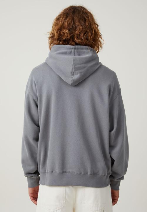 Cotton On - Mack trucks oversized hoodie - lcn mac slate stone / crossed flags