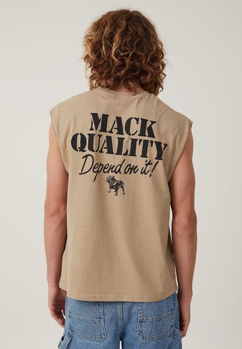 Cotton On - Mack trucks oversized muscle - lcn mac gravel stone / signwriter