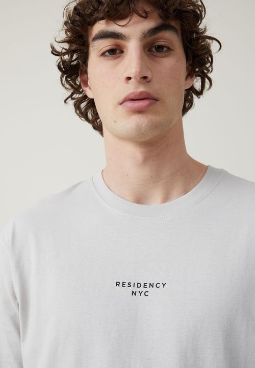 Cotton On - Easy T-Shirt - Smoke/Residency Nyc