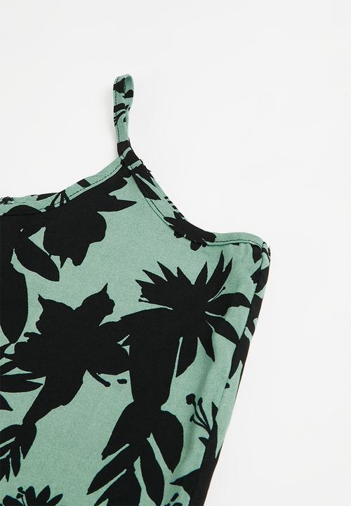 Rebel Republic - Cami & short set - green & black 