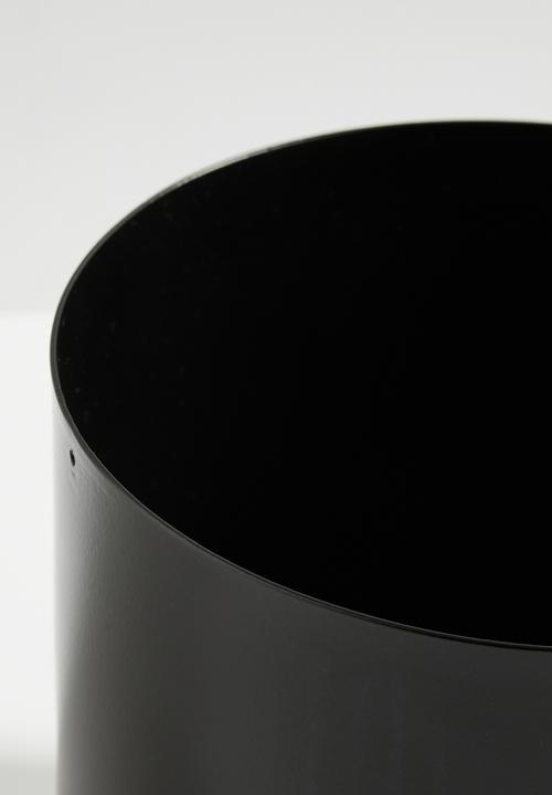 Sixth Floor - Amelia planter - black