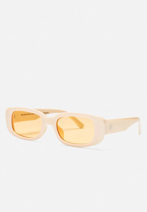 CHPO - Nicole - cream & orange