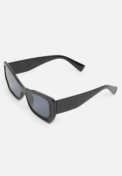 Superbalist - Malia cateye sunglasses - black
