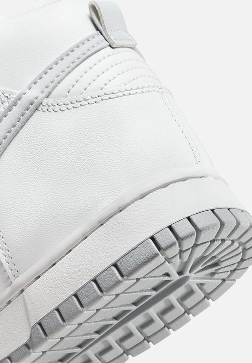 Nike - Dunk Hi retro