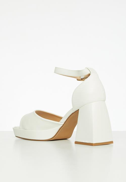 Rock & Co - Naked 2 block heel - white