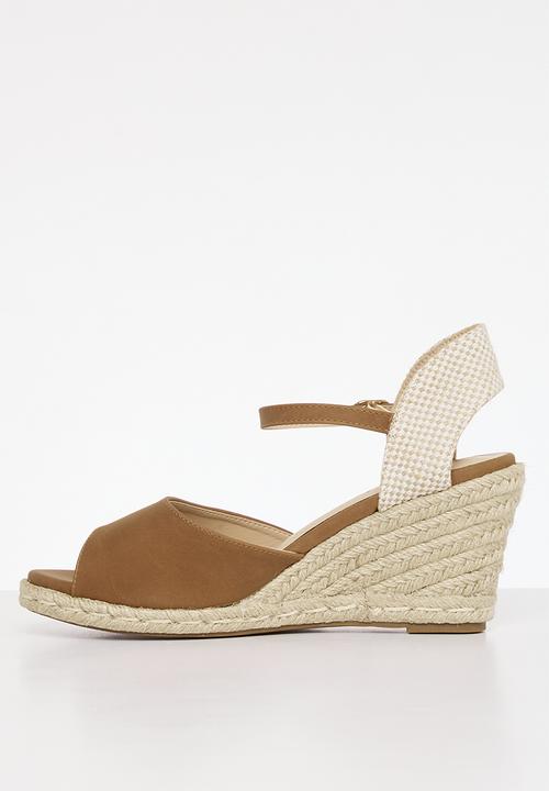 Miss Black - Jojo 2 wedge heel - neutral