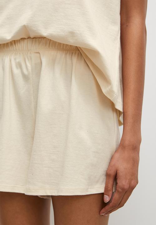 Superbalist - Plain knit short sleeve tee & short set - stone