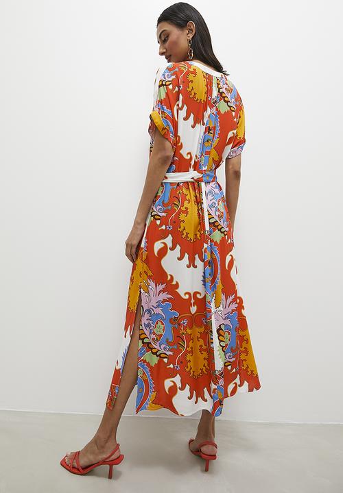 Superbalist - Relaxed notch front tunic dress with slit - red folk scarf print