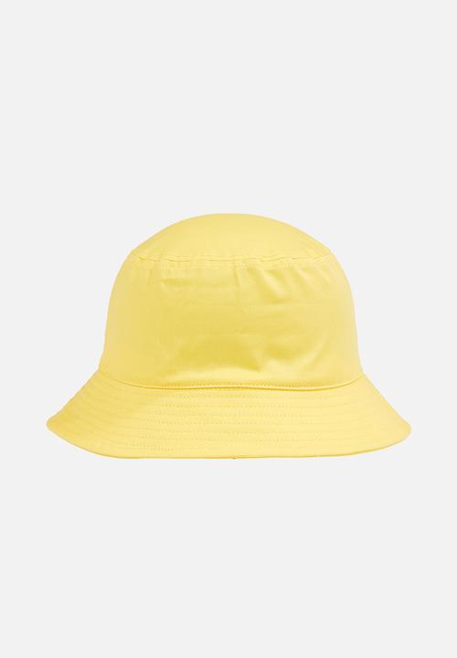 Calvin Klein - Monogram bucket hat - absinthe green