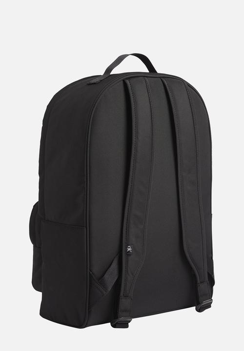 Calvin Klein - Sport essentials campus bp44 gr - black & overcast grey print