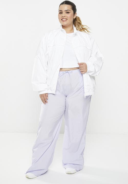 Cotton On - Plus warm up woven anorak - white