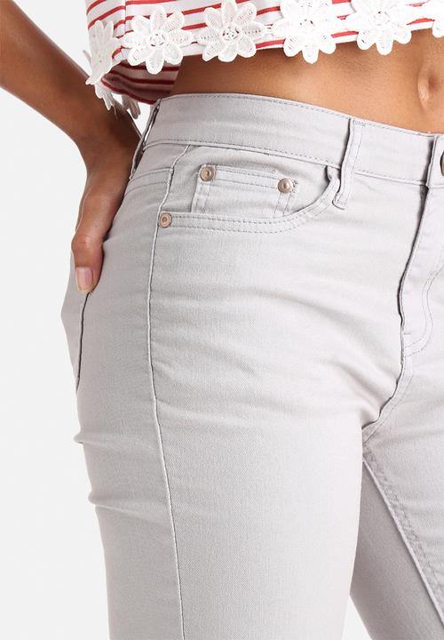 Glamorous - Ripped Knee Jean