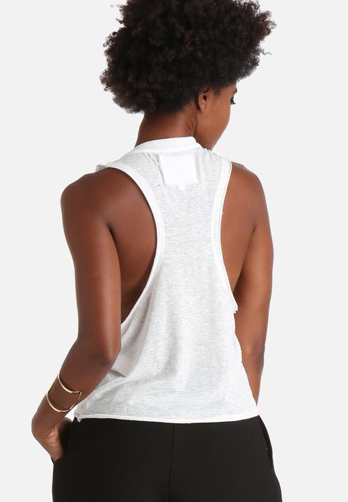 Vero Moda - Lily Raw Crop Tank
