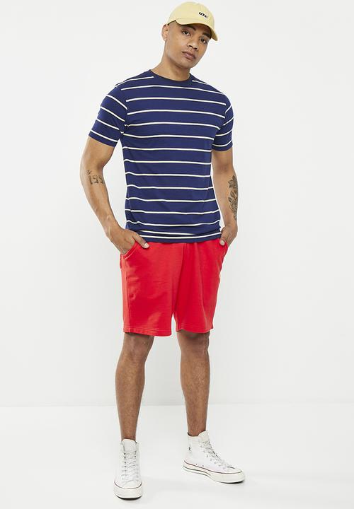 Levi’s® - Levis sweatshorts za - high red