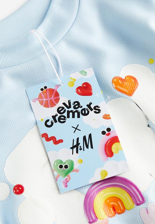 H&M - Eva Cremers x H&M: Oversized printed T-shirt - light blue 