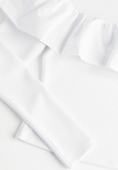 H&M - Flounce-trimmed off-the-shoulder top - white