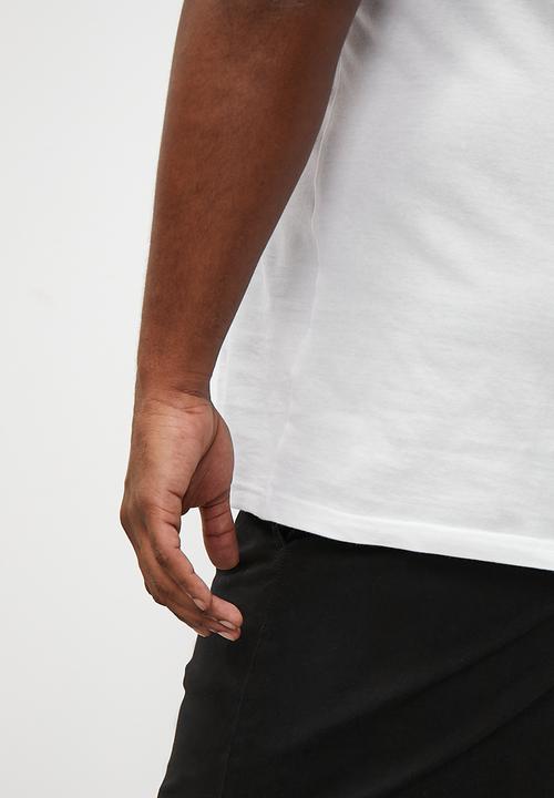 Superbalist - Black rose plus graphic tee - white