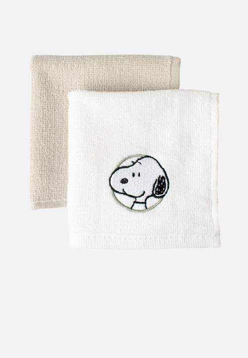 Character Group - Snoopy 2pk face cloth  - grey