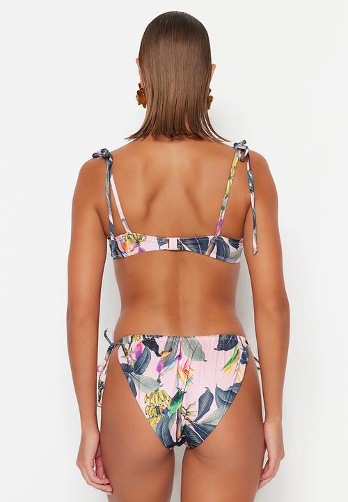 Trendyol - Floral print bikini set - pink multi