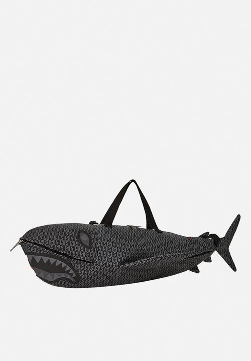 Sprayground - Split infinity check shark-shaped-duffle - black