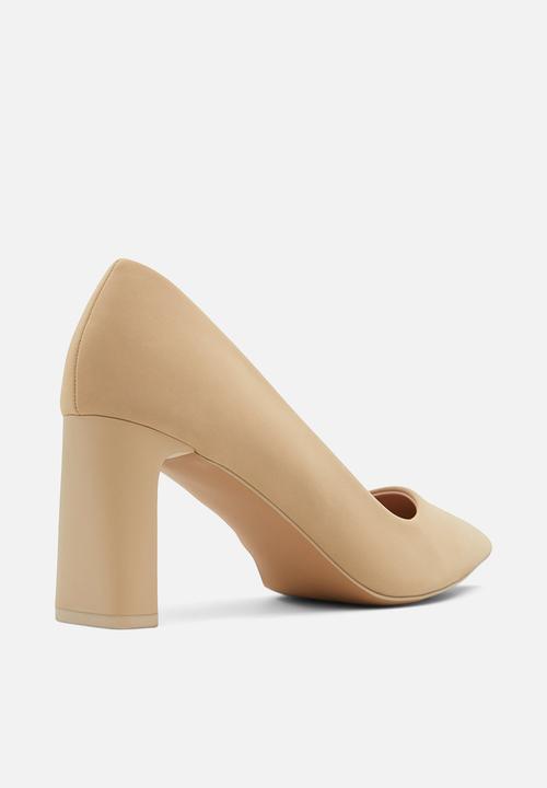 Call It Spring - Janessa blockheel court - bone