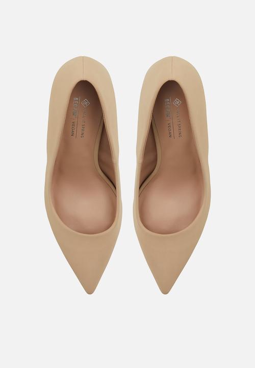 Call It Spring - Janessa blockheel court - bone