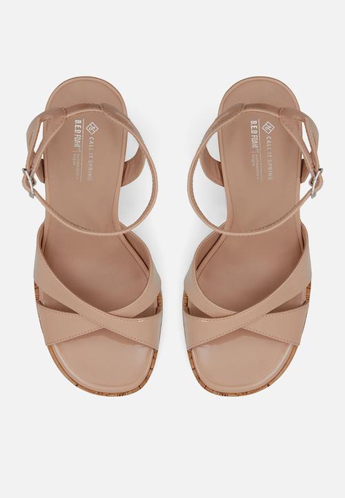 Call It Spring - Kenndrah platform heel - other beige