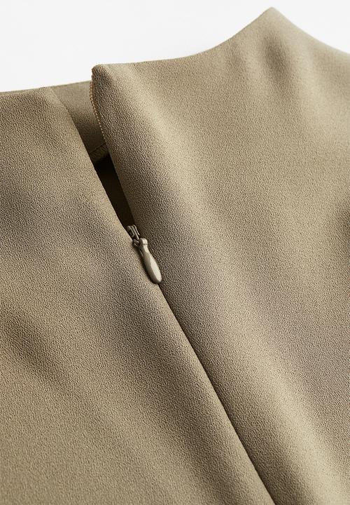 H&M - Gathered crêpe dress - dark beige 