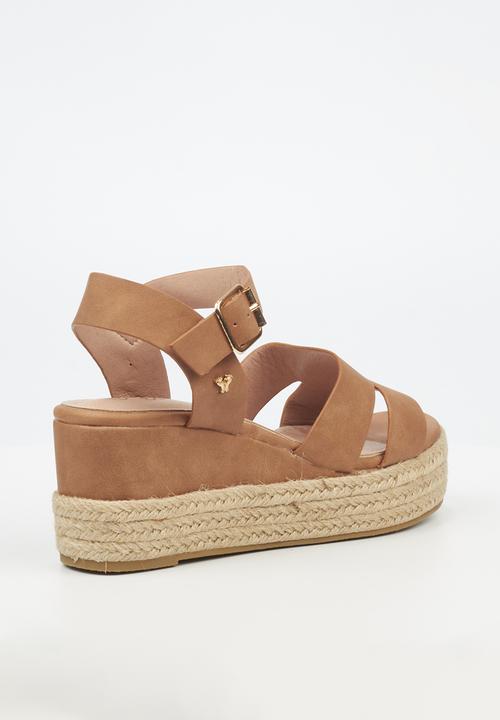Butterfly Feet - Chance 1 wedge heel - tan
