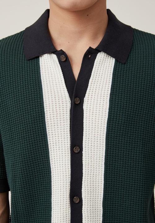 Cotton On - Pablo short sleeve shirt - green border