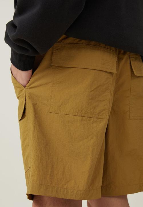 Cotton On - Parachute utility short - mustard utility
